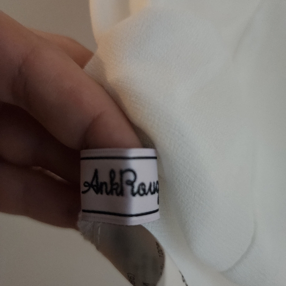 Ank Rouge Blouse - Picture 8 of 8